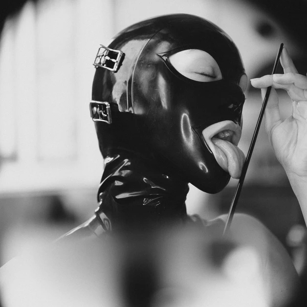 Lou - Unseen Stories